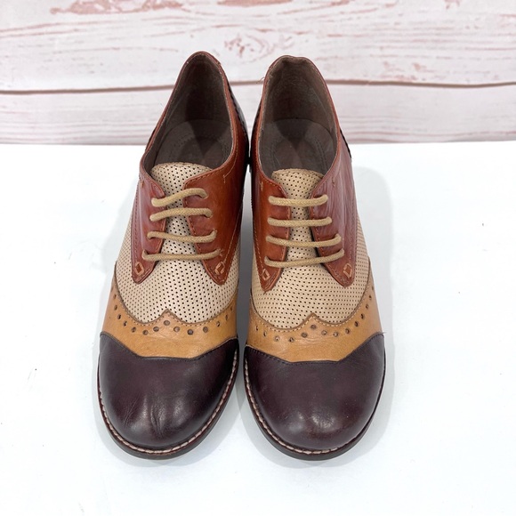 Spring Step L'Artiste Patchwork Retro Leather Bardot Wing Tip Derby Booties - Picture 3 of 12